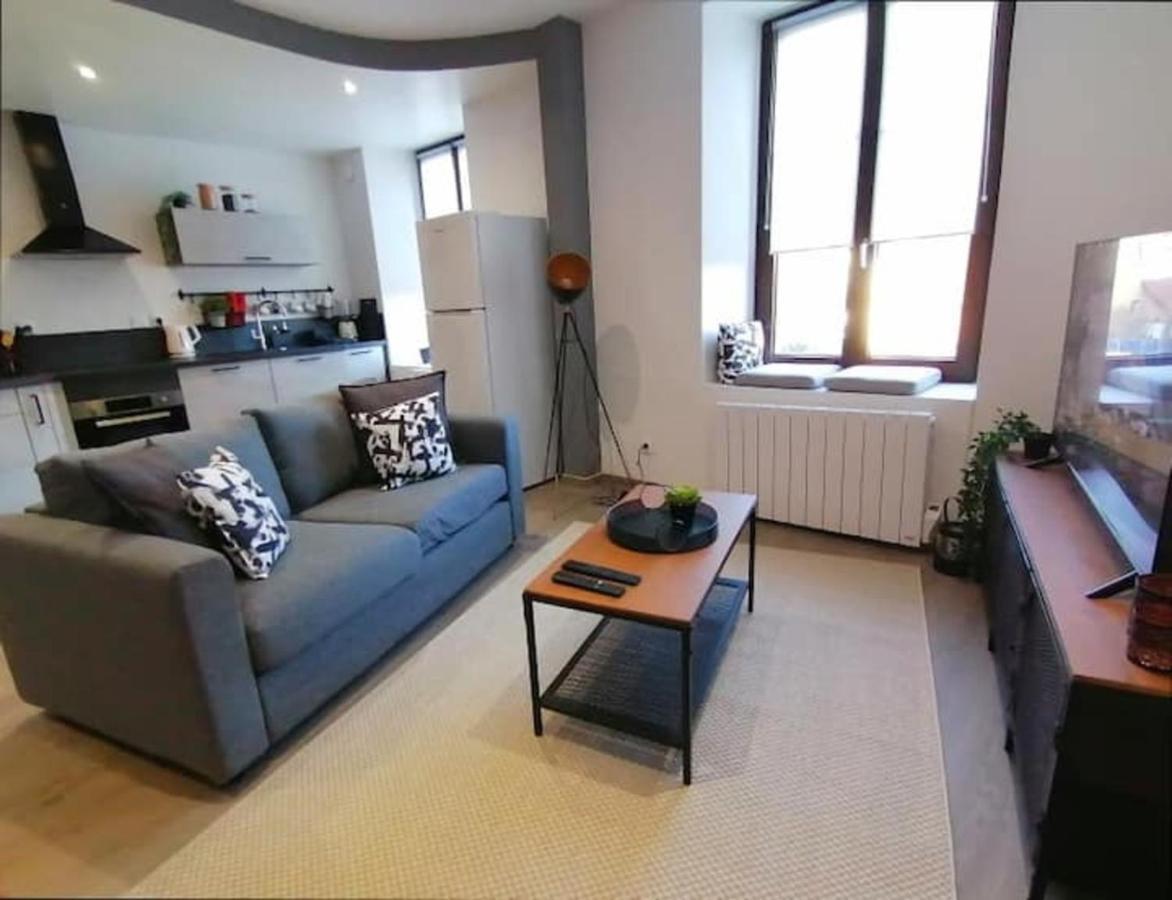 Grand Appartement 2 Chambres Avec Fibre Et Netflix ベルフォール エクステリア 写真